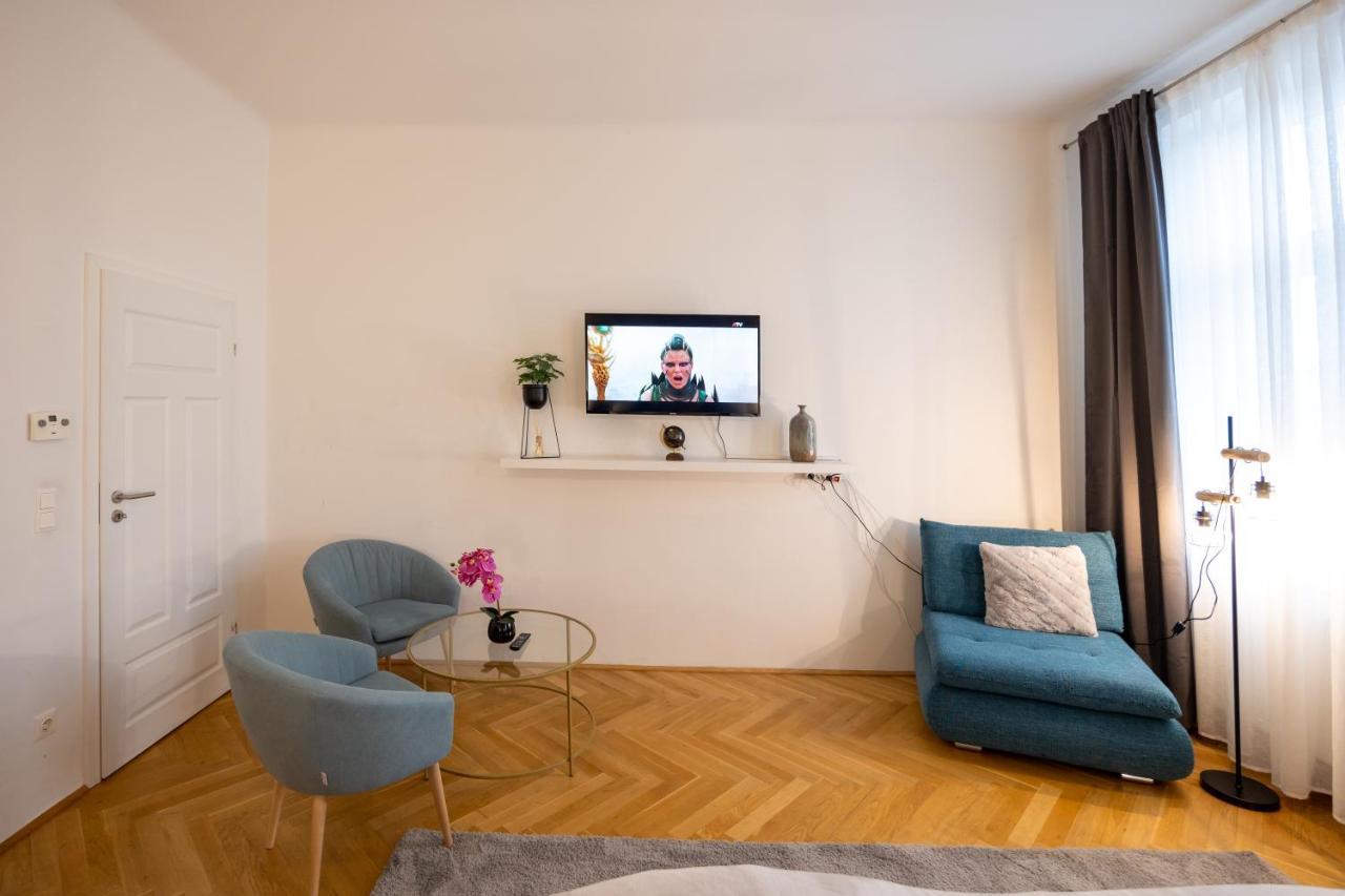 Delightful 1 Bedroom Near Schoenbrunn And Westbahnhof With Big Porch Wien Ngoại thất bức ảnh